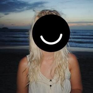 Meet your Posher, Simone